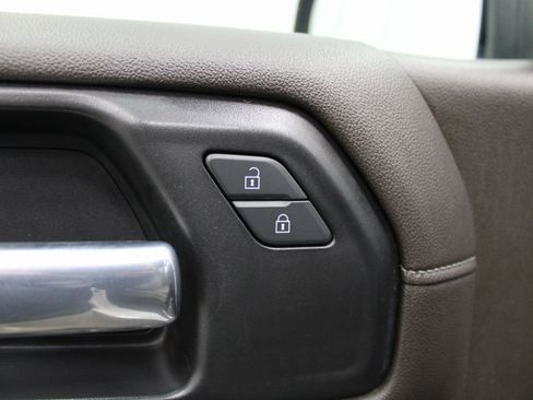 Used 2021 Chevrolet Silverado 1500 LT image 13