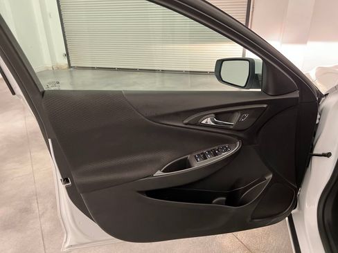 Used 2025 Chevrolet Malibu LT FWD image 10