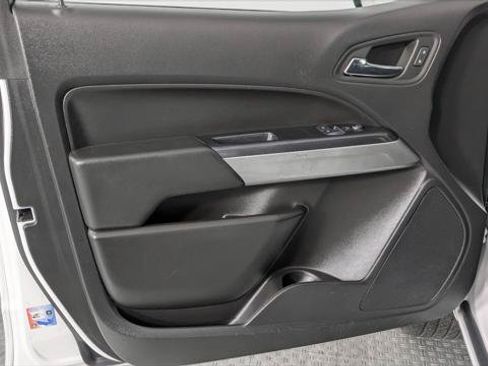 Used 2022 Chevrolet Colorado LT w/ Fleet Safety Package RWD image 14