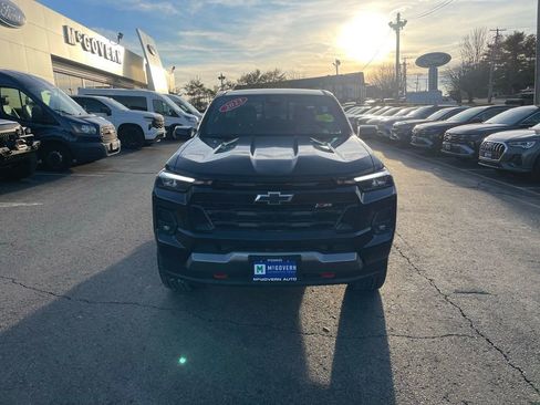 Used 2023 Chevrolet Colorado Z71 w/ Z71 Convenience Package 2 image 9