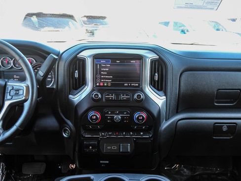 Used 2021 Chevrolet Silverado 3500 LT image 20