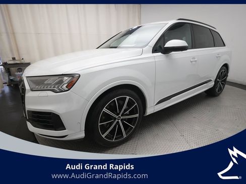 Used 2023 Audi Q7 3.0T Prestige w/ Prestige Package AWD/4WD image 1