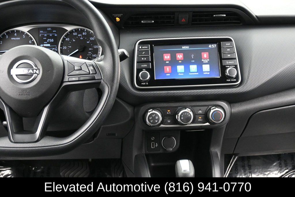 Used 2023 Nissan Kicks S FWD image 13