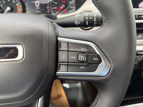 Used 2024 Jeep Compass Limited AWD/4WD image 20