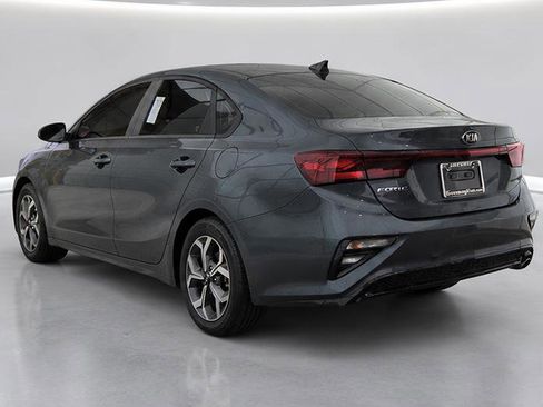 Used 2021 Kia Forte LXS FWD image 5