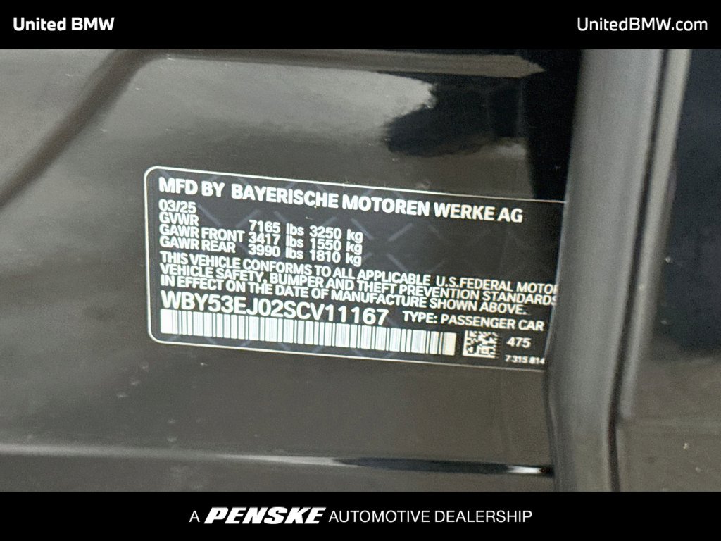Used 2025 BMW i7 xDrive60 w/ Executive Package AWD/4WD image 22
