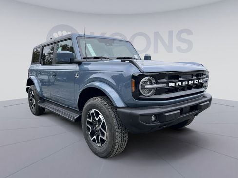 New 2025 Ford Bronco Outer Banks image 10