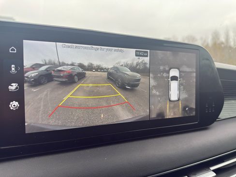 Used 2024 Hyundai Palisade Calligraphy image 18