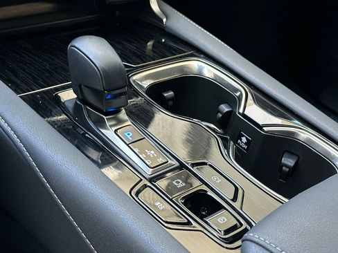 Certified 2025 Lexus RX 350 FWD w/ Accessory Package image 19