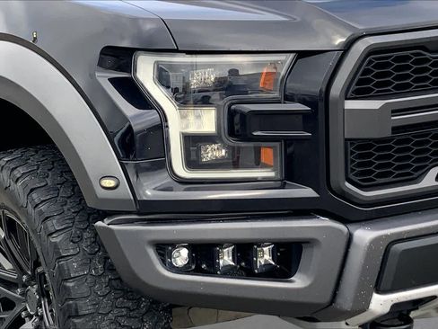 Used 2019 Ford F150 Raptor w/ Equipment Group 802A Luxury AWD/4WD image 25