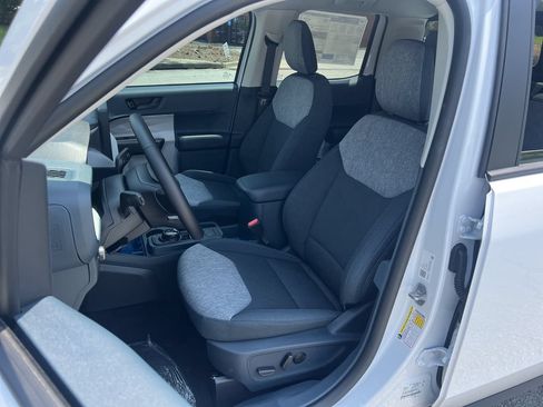 New 2026 Ford Maverick XLT w/ XLT Luxury Package FWD image 15
