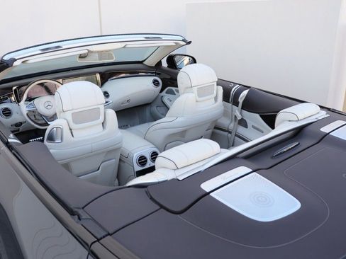 Used 2017 Mercedes-Benz S 550 Cabriolet image 19
