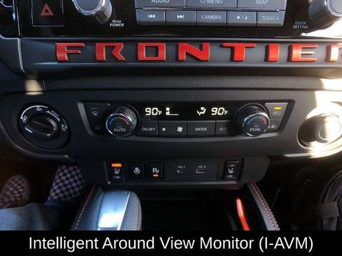 Certified 2025 Nissan Frontier PRO-4X w/ Pro Premium Package AWD/4WD image 26