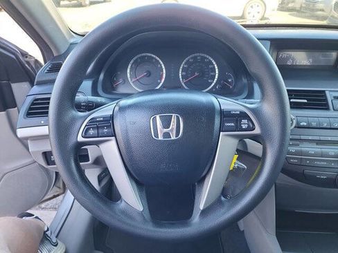 Used 2011 Honda Accord LX image 12