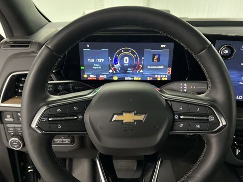 Certified 2025 Chevrolet Suburban High Country image 56