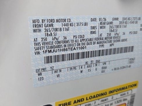 New 2026 Ford Expedition Active image 7