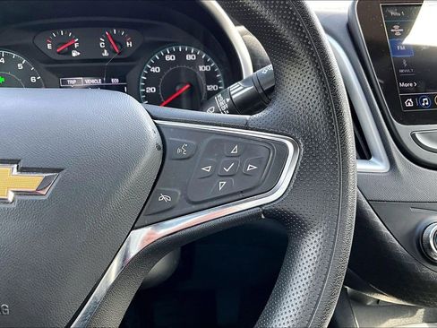 Used 2024 Chevrolet Malibu LT image 21