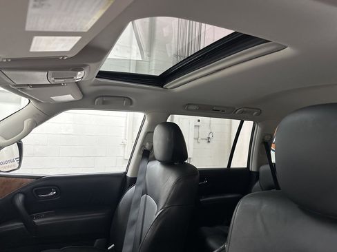 Used 2022 Nissan Armada SL w/ Captain's Chairs Package image 31
