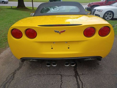 Used 2008 Chevrolet Corvette Convertible w/ Preferred Equipment Group RWD image 11