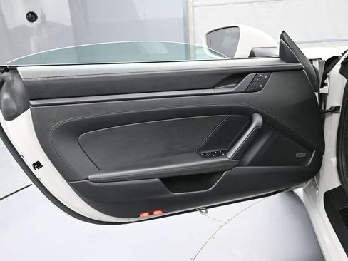 Certified 2024 Porsche 911 Carrera 4 GTS image 15
