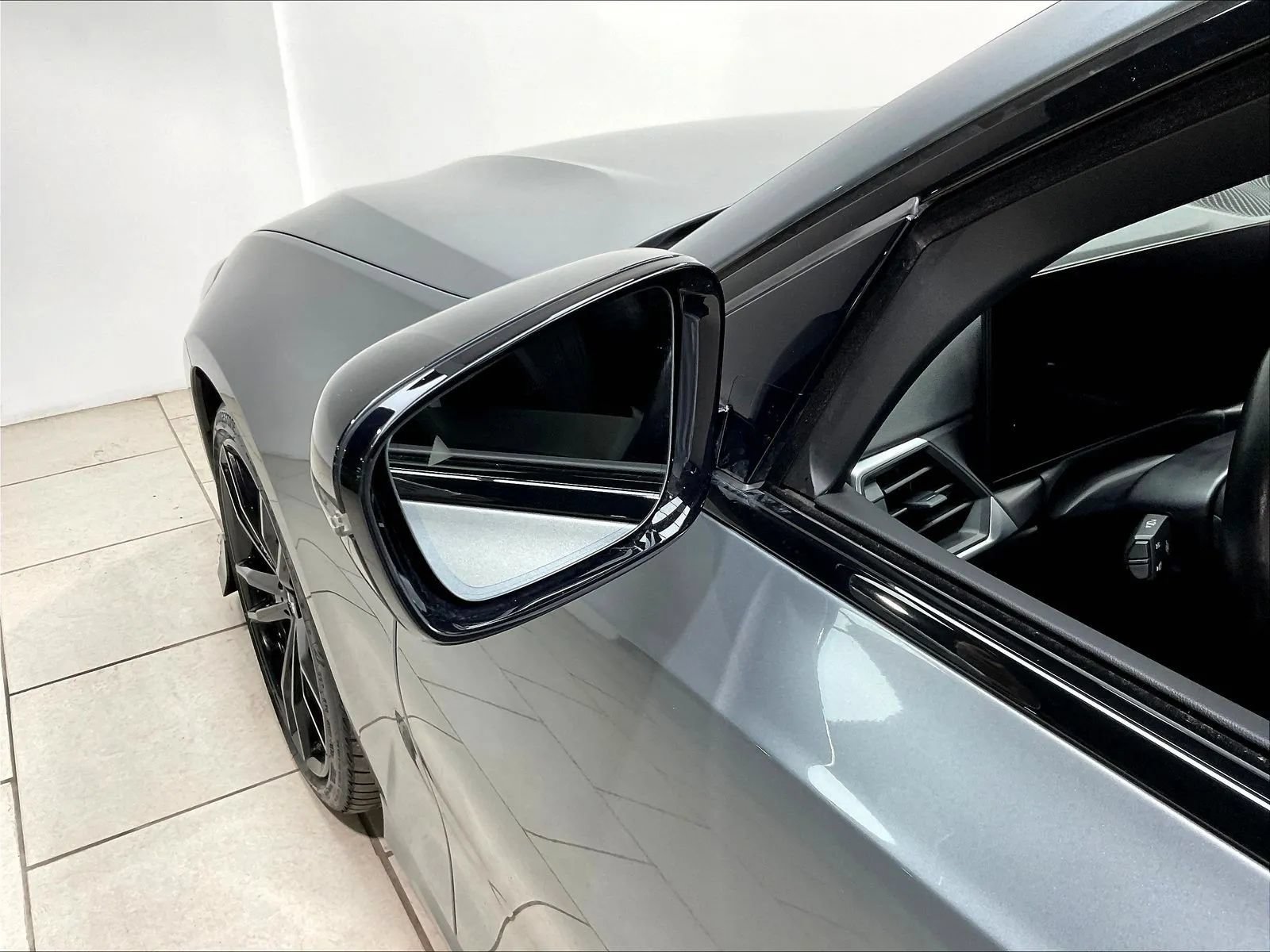 Used 2023 BMW 330i Sedan w/ M Sport Package RWD image 35