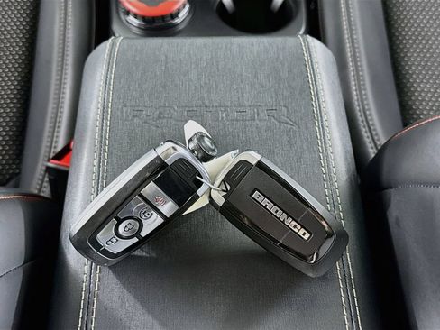 Used 2025 Ford Bronco Raptor AWD/4WD image 35