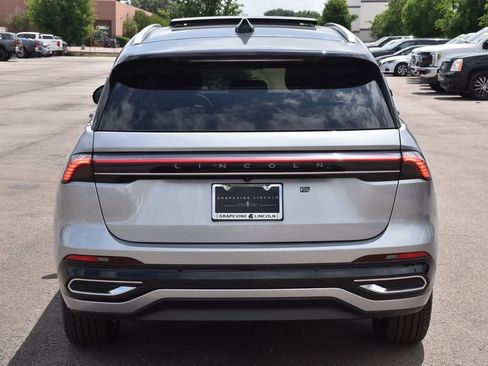 New 2026 Lincoln Nautilus Reserve AWD/4WD image 8