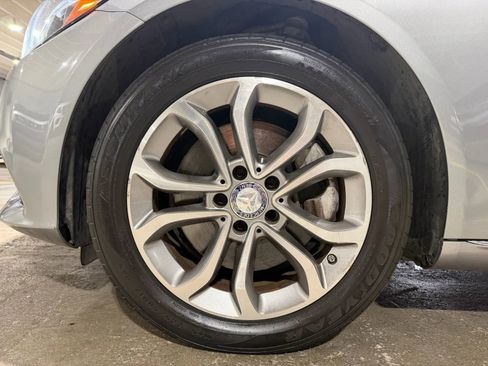 Used 2016 Mercedes-Benz C 300 4MATIC Sedan image 18