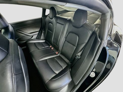 Used 2022 Tesla Model 3 Performance AWD/4WD image 27