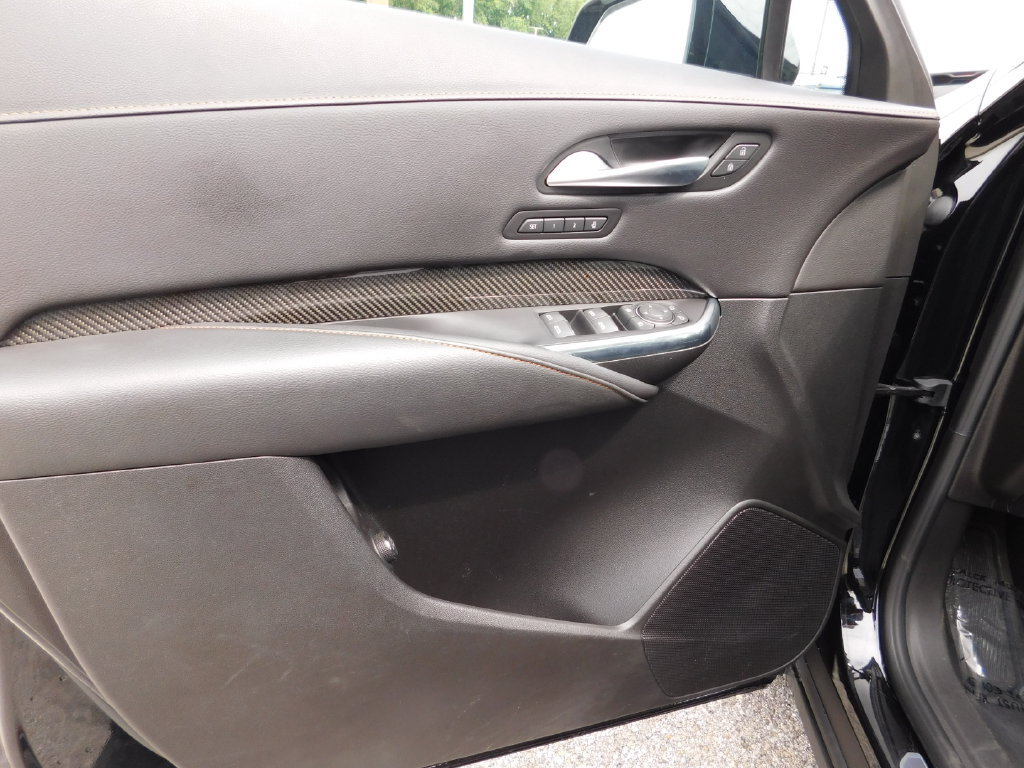 Used 2023 Cadillac XT4 Sport AWD/4WD image 15