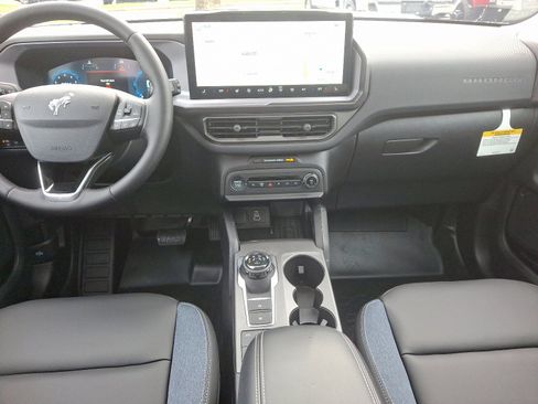 New 2025 Ford Bronco Sport Outer Banks w/ Sasquatch Outer Banks Package image 10