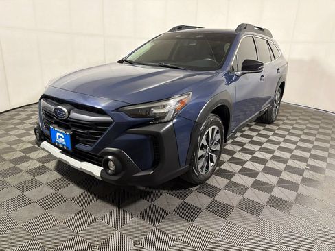 Used 2024 Subaru Outback Limited AWD/4WD image 4
