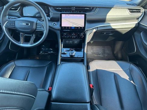 Used 2024 Jeep Grand Cherokee Limited 4xe image 11