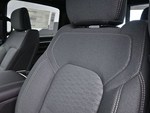 New 2026 RAM 1500 4x4 Crew Cab image 14