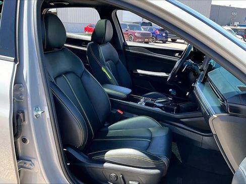 Used 2025 Kia K5 GT w/ GT1 Package FWD image 9