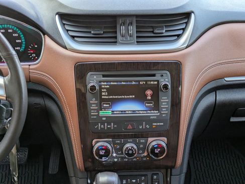 Used 2015 Chevrolet Traverse LTZ image 20