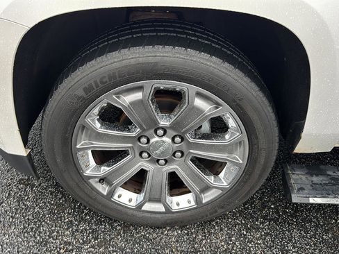 Certified 2016 GMC Yukon Denali w/ Open Road Package image 34