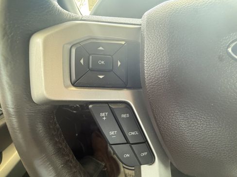 Used 2016 Ford F150 King Ranch w/ FX4 Off-Road Package image 25