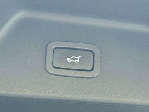 Used 2019 Land Rover Range Rover Supercharged image 42