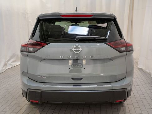 New 2026 Nissan Rogue SV image 5