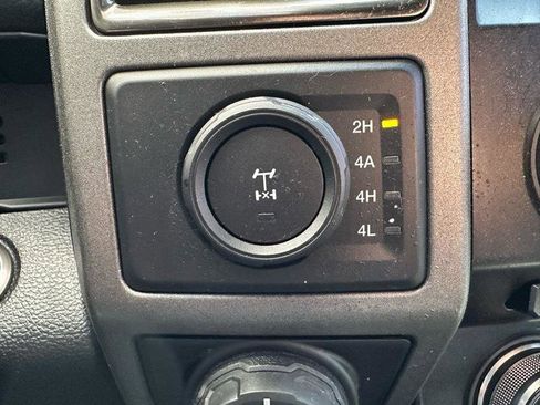 Used 2018 Ford F150 Raptor w/ Equipment Group 802A Luxury AWD/4WD image 23