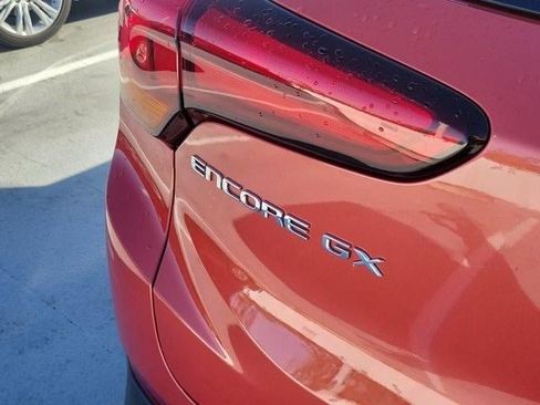 Used 2024 Buick Encore GX Preferred image 8