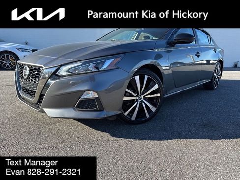 Used 2019 Nissan Altima 2.5 SR w/ SR Premium Package image 1