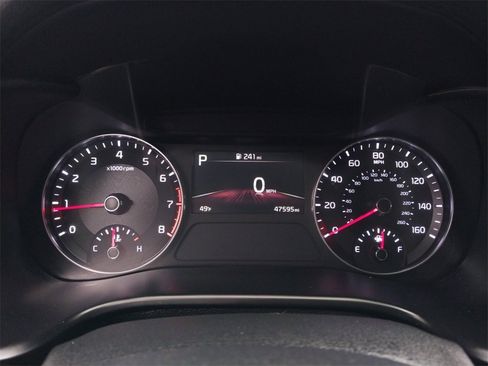 Used 2023 Kia Forte LX image 14