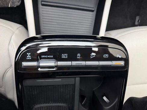 New 2026 Hyundai Tucson Limited AWD/4WD image 27