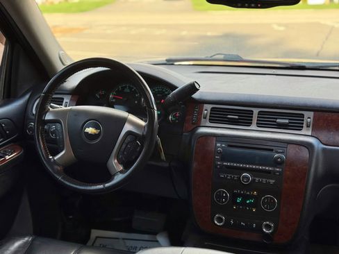 Used 2012 Chevrolet Tahoe LT image 18