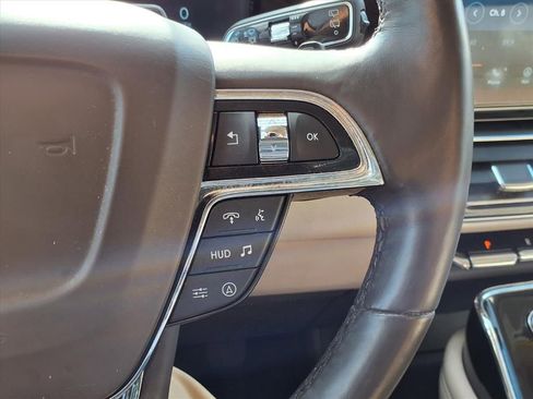 Used 2022 Lincoln Navigator L Reserve AWD/4WD image 17
