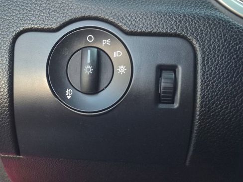 Used 2013 Ford Mustang Premium image 28