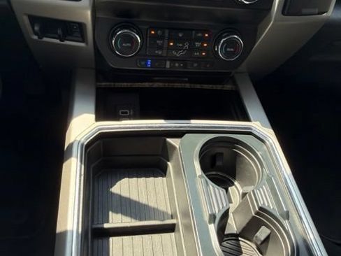 Used 2019 Ford F350 Lariat w/ Lariat Ultimate Package AWD/4WD image 21