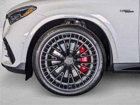 Used 2026 Mercedes-Benz GLC 43 AMG 4MATIC image 23